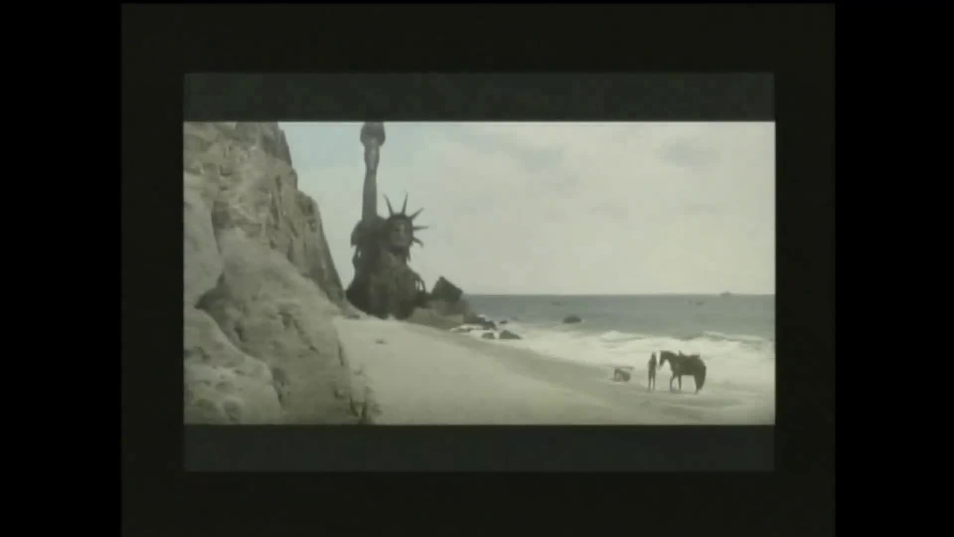 Thumbnail image for Reeling...the movie review show: 801 10/26/22